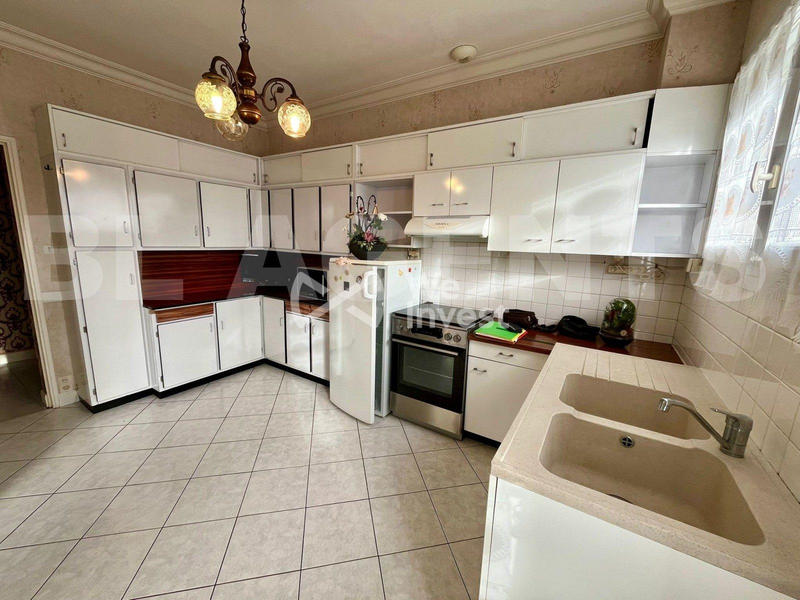 Maison - 96 m² - 6 pièces