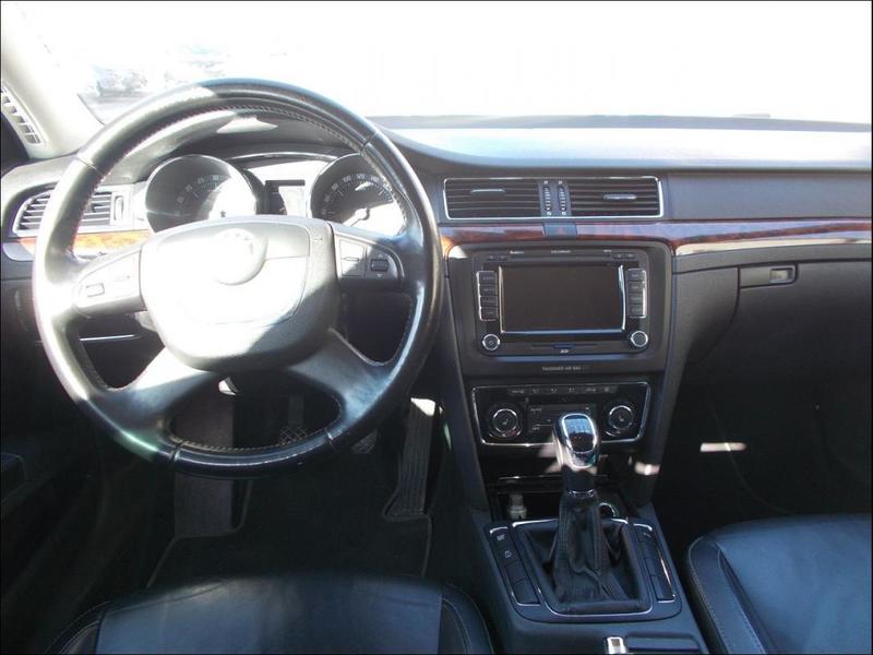 Skoda Superb Praha 2.0 Tdi 140 Cv