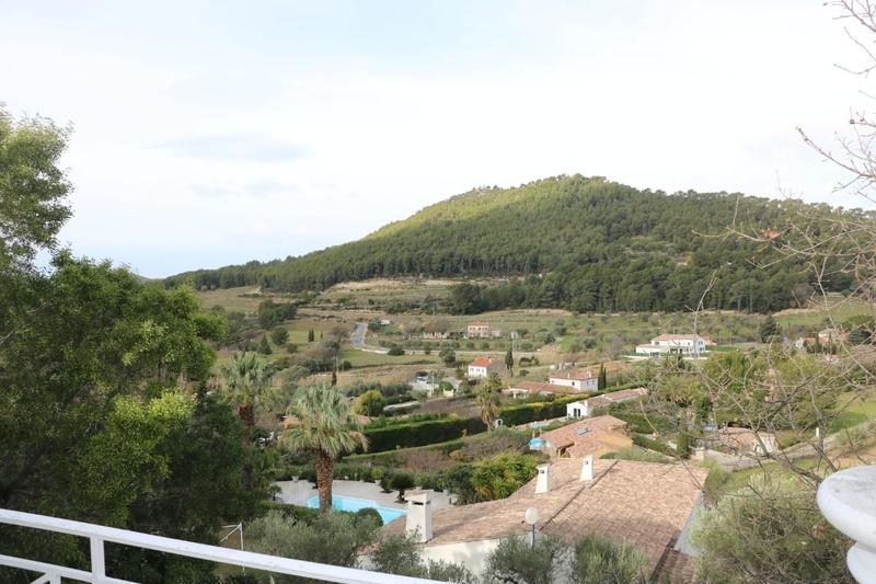 Maison d'architecte - 174 m² - 9 pièces