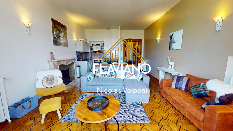 Appartement - 92 m² - 4 pièces