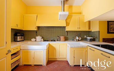 Appartement - 79 m² - 4 pièces