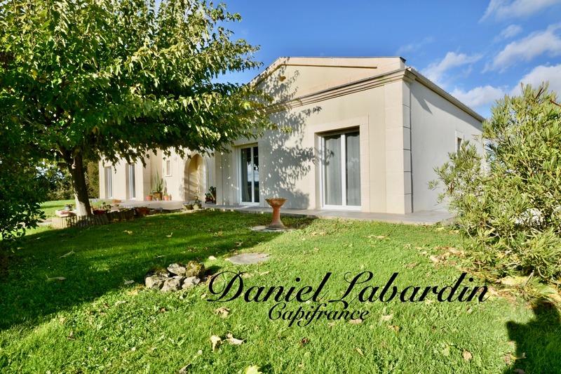 Villa - 188 m² - 6 pièces