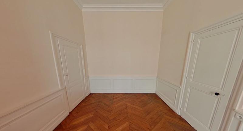 Appartement - 140 m² - 5 pièces