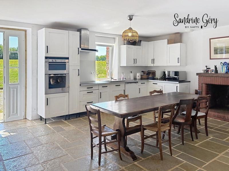 Maison - 106 m² - 5 pièces