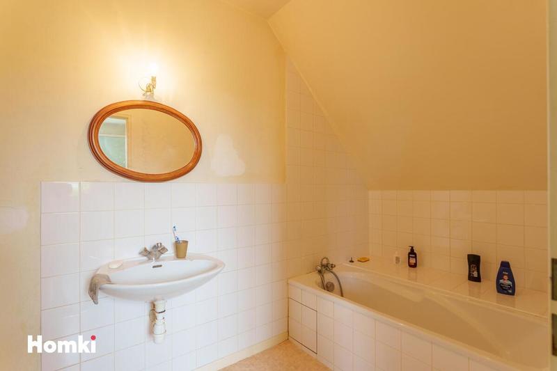 Maison - 168 m² - 6 pièces