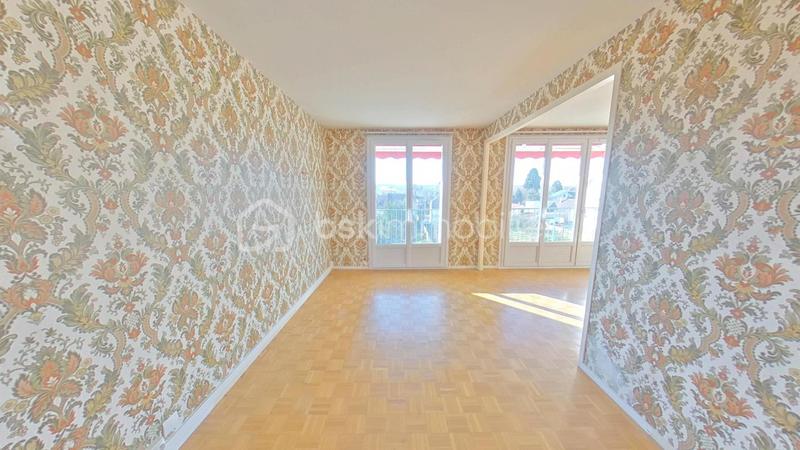 Appartement - 79 m² - 4 pièces