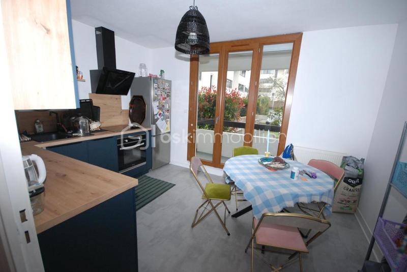 Appartement - 70 m² - 3 pièces