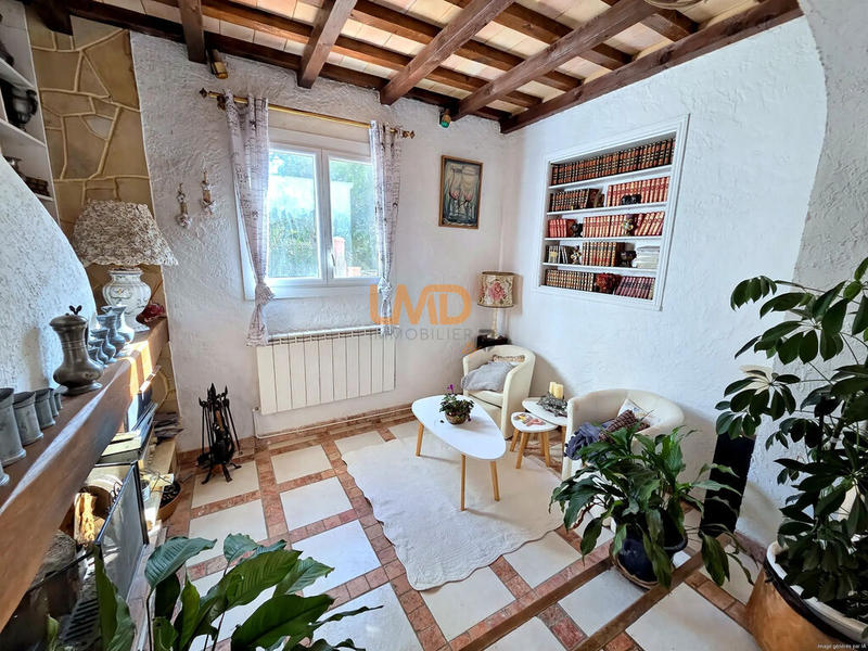 Propriété - 181 m² - 7 pièces