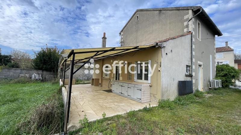 Maison - 122 m² - 4 pièces