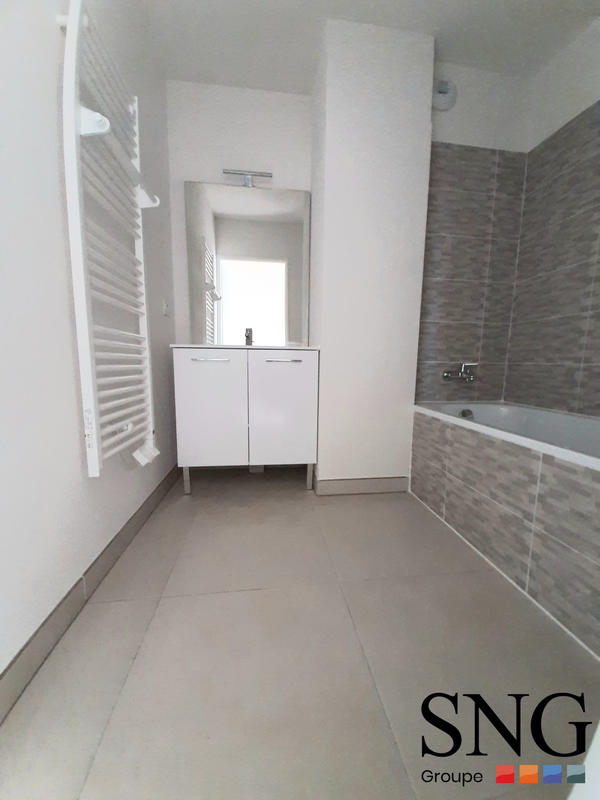 Appartement - 86 m² - 4 pièces