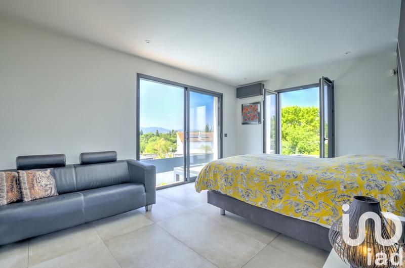 Maison - 152 m² - 5 pièces