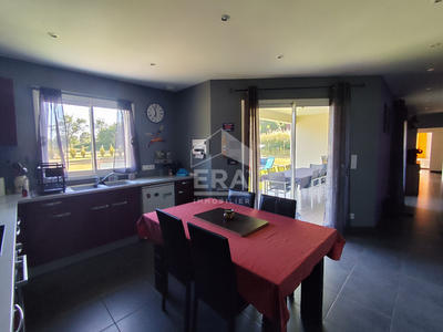 Maison - 137 m² - 6 pièces