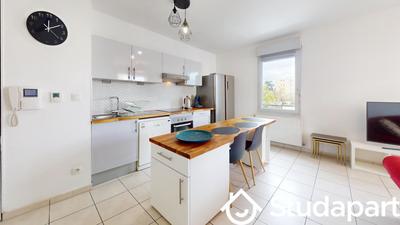 Chambre - 9 m² - 1 pièce