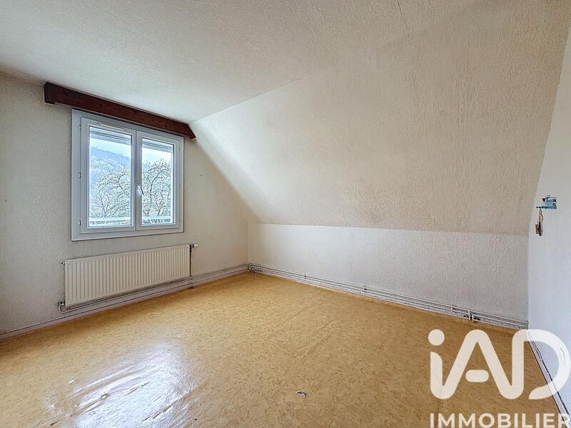 Maison - 135 m² - 8 pièces