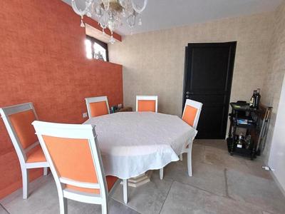 Maison - 136 m² - 6 pièces