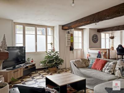 Maison - 142 m² - 6 pièces