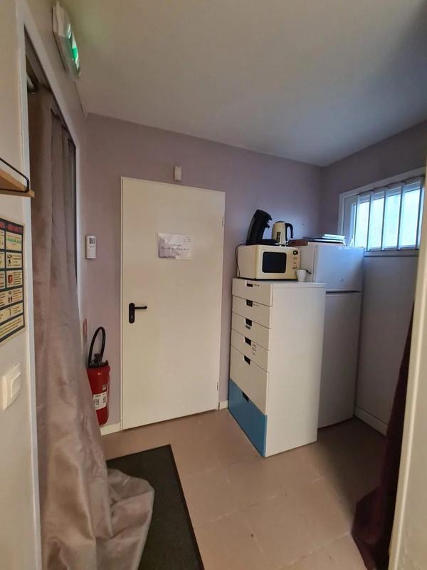 Bureau - 100 m² - 2 pièces