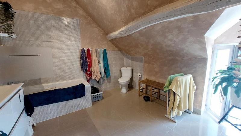 Maison - 147 m² - 5 pièces