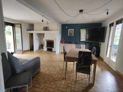 Maison - 102 m² - 5 pièces