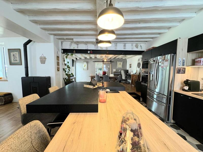 Maison - 170 m² - 8 pièces