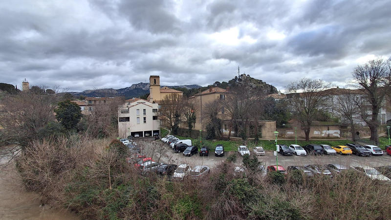 Appartement - 153 m² - 6 pièces