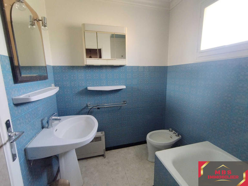 Maison de village - 104 m² - 5 pièces