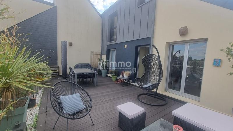 Duplex - 145 m² - 5 pièces