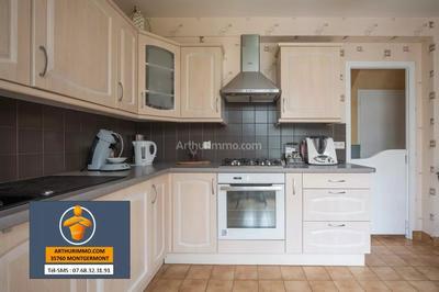 Maison - 90 m² - 6 pièces