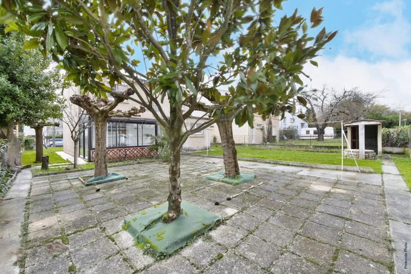 Maison - 90 m² - 5 pièces