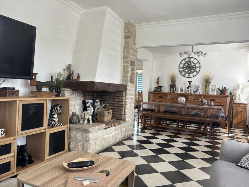 Maison - 95 m² - 6 pièces