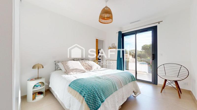 Maison - 210 m² - 8 pièces