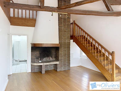 Appartement - 64 m² - 2 pièces