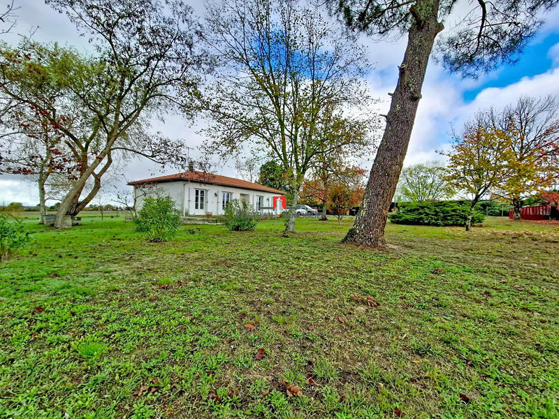 Maison traditionnelle - 96 m² - 4 pièces