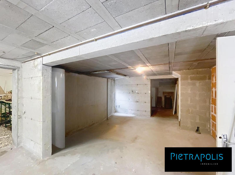 Maison traditionnelle - 90 m² - 4 pièces