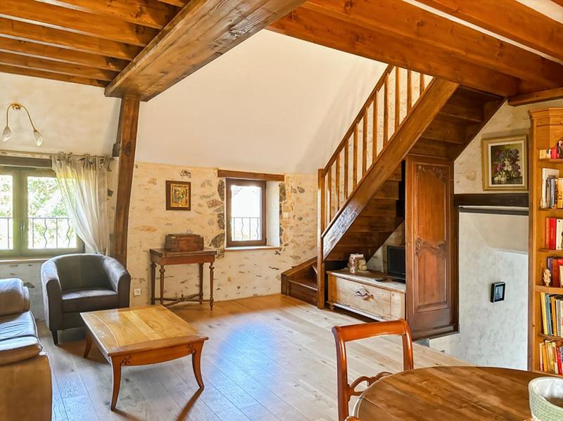 Maison - 179 m² - 8 pièces