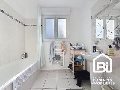 Maison - 81 m² - 4 pièces