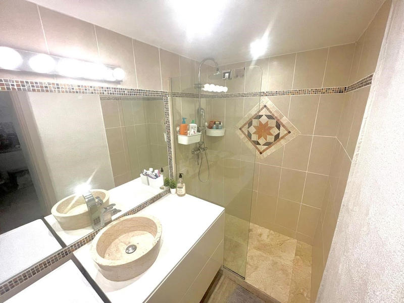 Appartement - 50 m² - 2 pièces