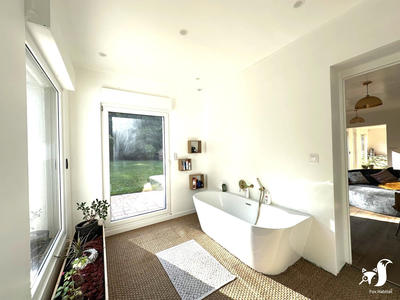 Maison - 170 m² - 5 pièces