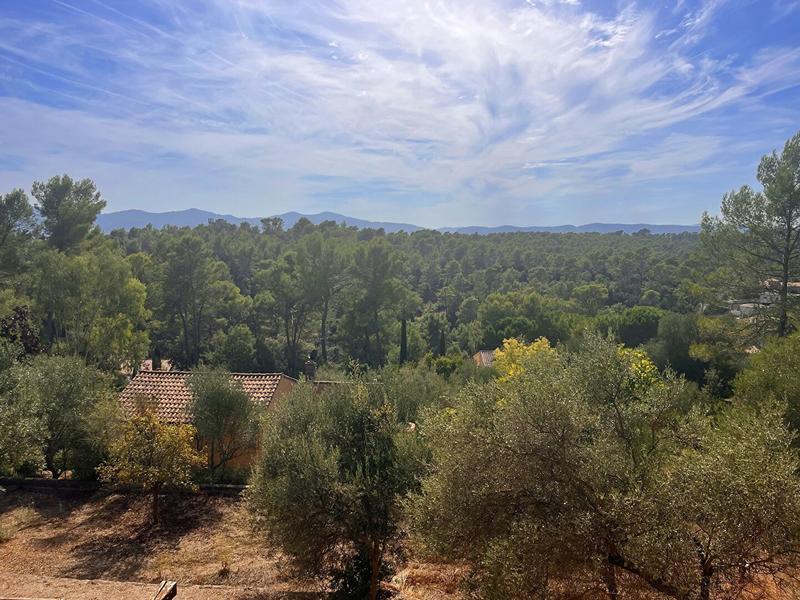 Villa - 155 m² - 6 pièces