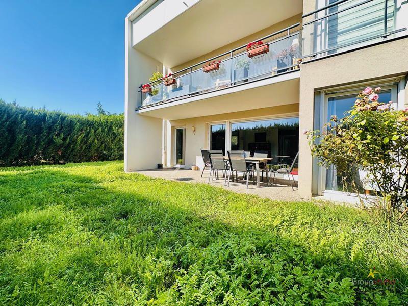 Appartement - 95 m² - 4 pièces