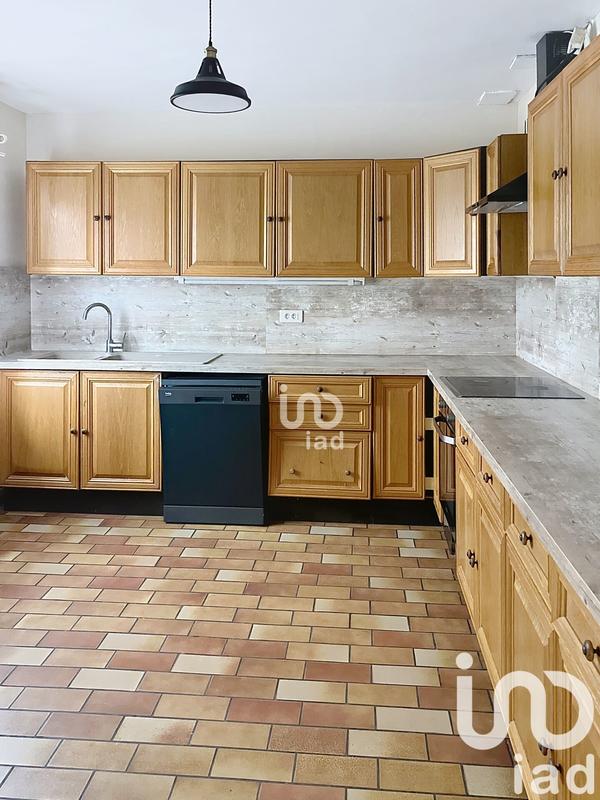 Maison - 170 m² - 7 pièces