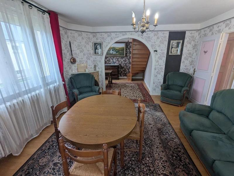 Maison - 110 m² - 5 pièces