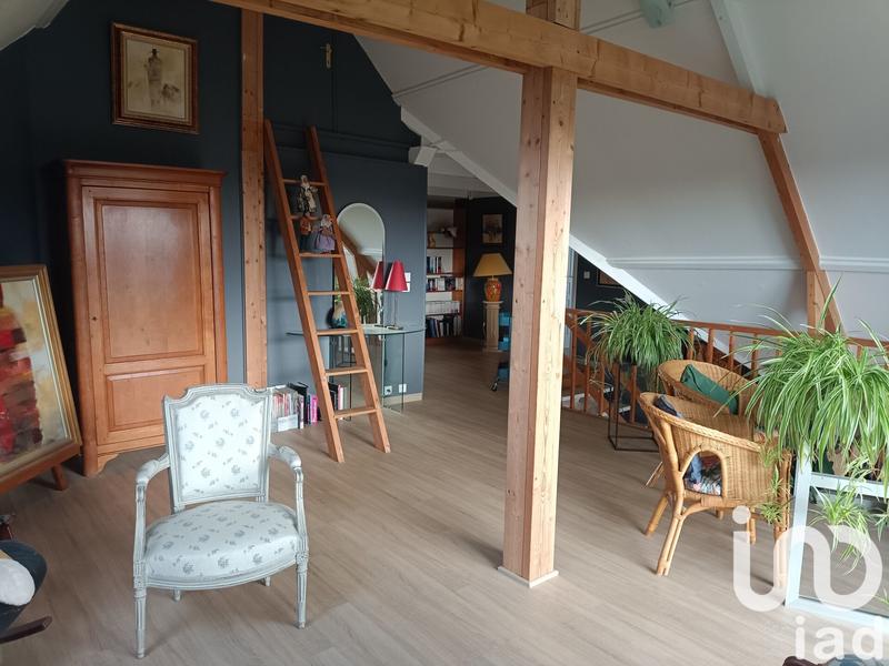 Maison - 235 m² - 4 pièces