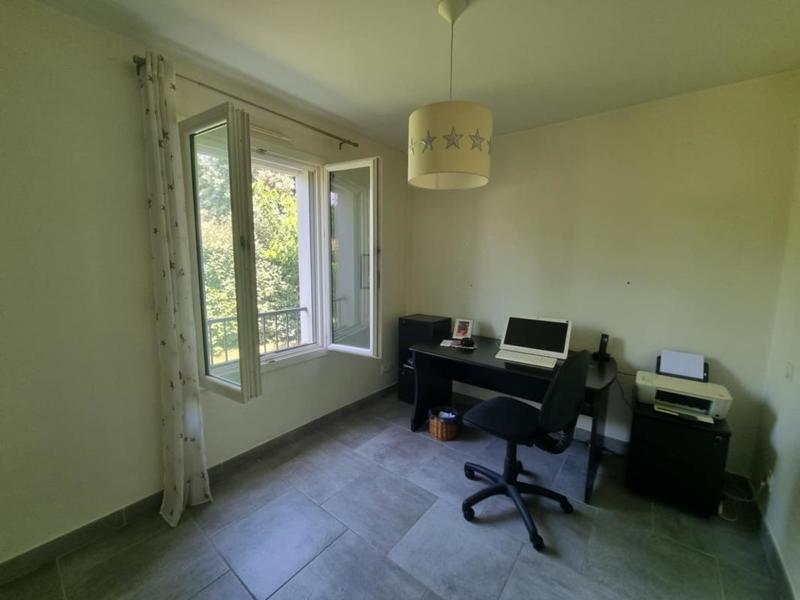 Maison - 137 m² - 5 pièces