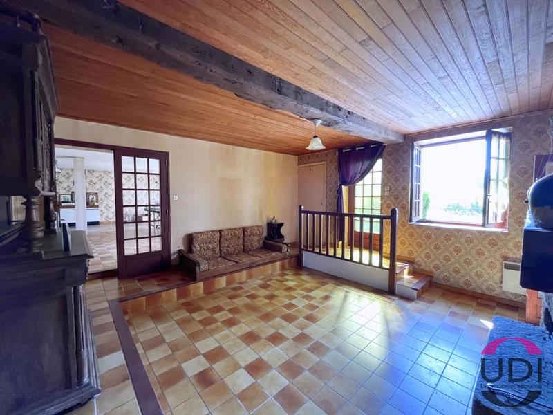 Maison - 220 m² - 5 pièces