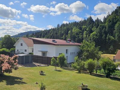 Maison - 178 m² - 7 pièces