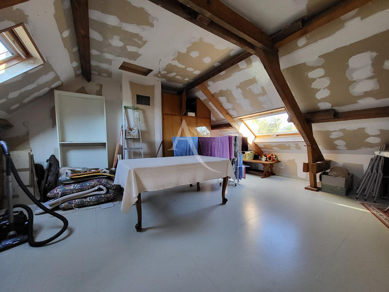 Maison - 172 m² - 7 pièces