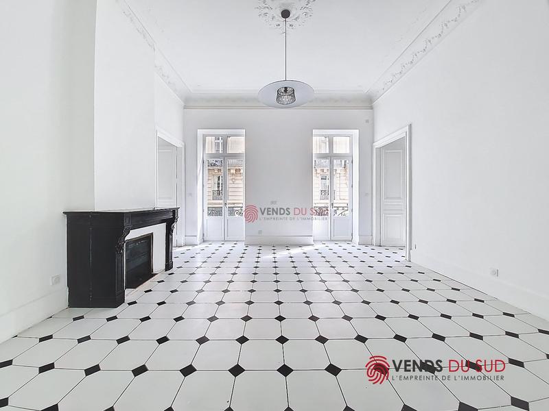 Appartement - 98 m² - 3 pièces