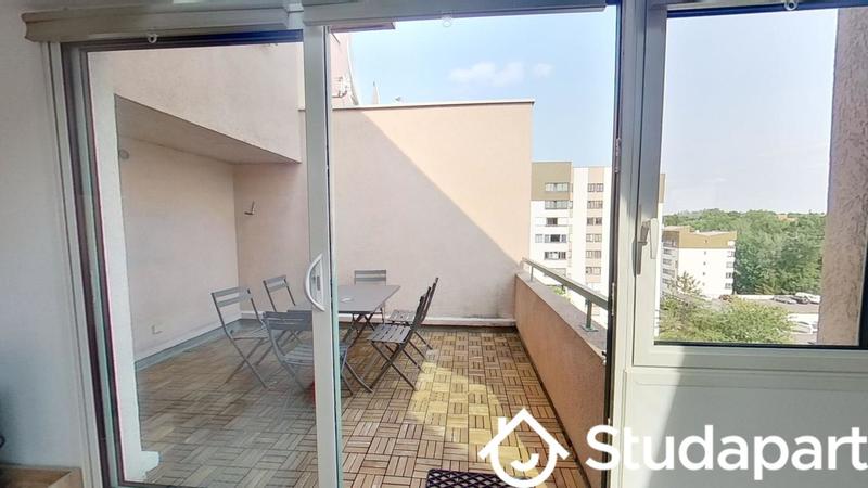 Chambre - 61 m² - 1 pièce