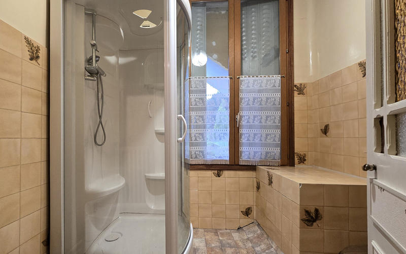 Maison - 92 m² - 5 pièces